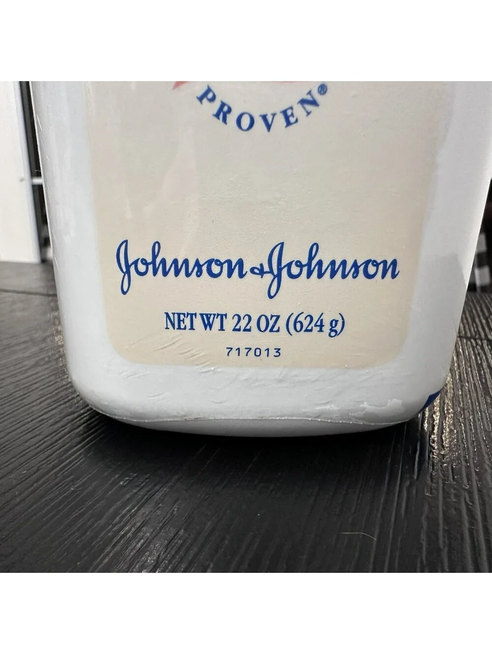 Vintage Johnson’s Baby Powder Vanilla Jasmine 22oz 2002 Factory Sealed NOS